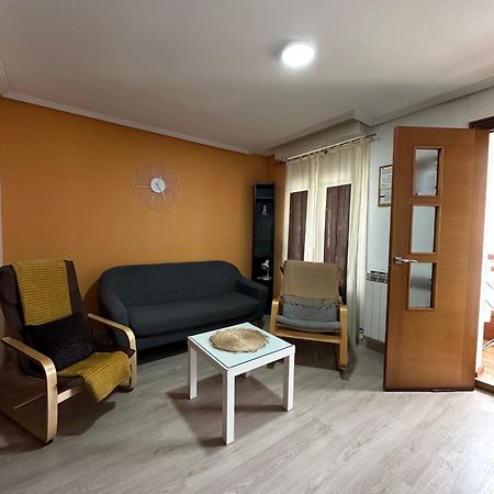 Apartamento Kalea Vitoria-Gasteiz Bagian luar foto